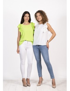 Blusa detalle volantes